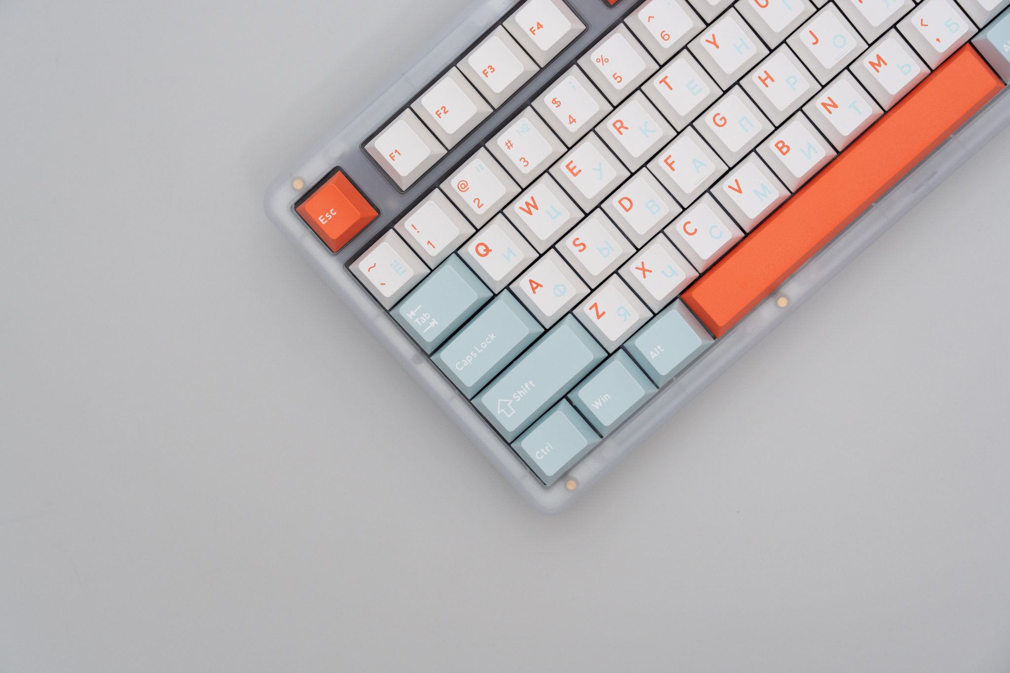 KEYVERSE INFI 75 Lite レビュー：ガスケットマウントを搭載した打鍵感に優れる75％キーボード