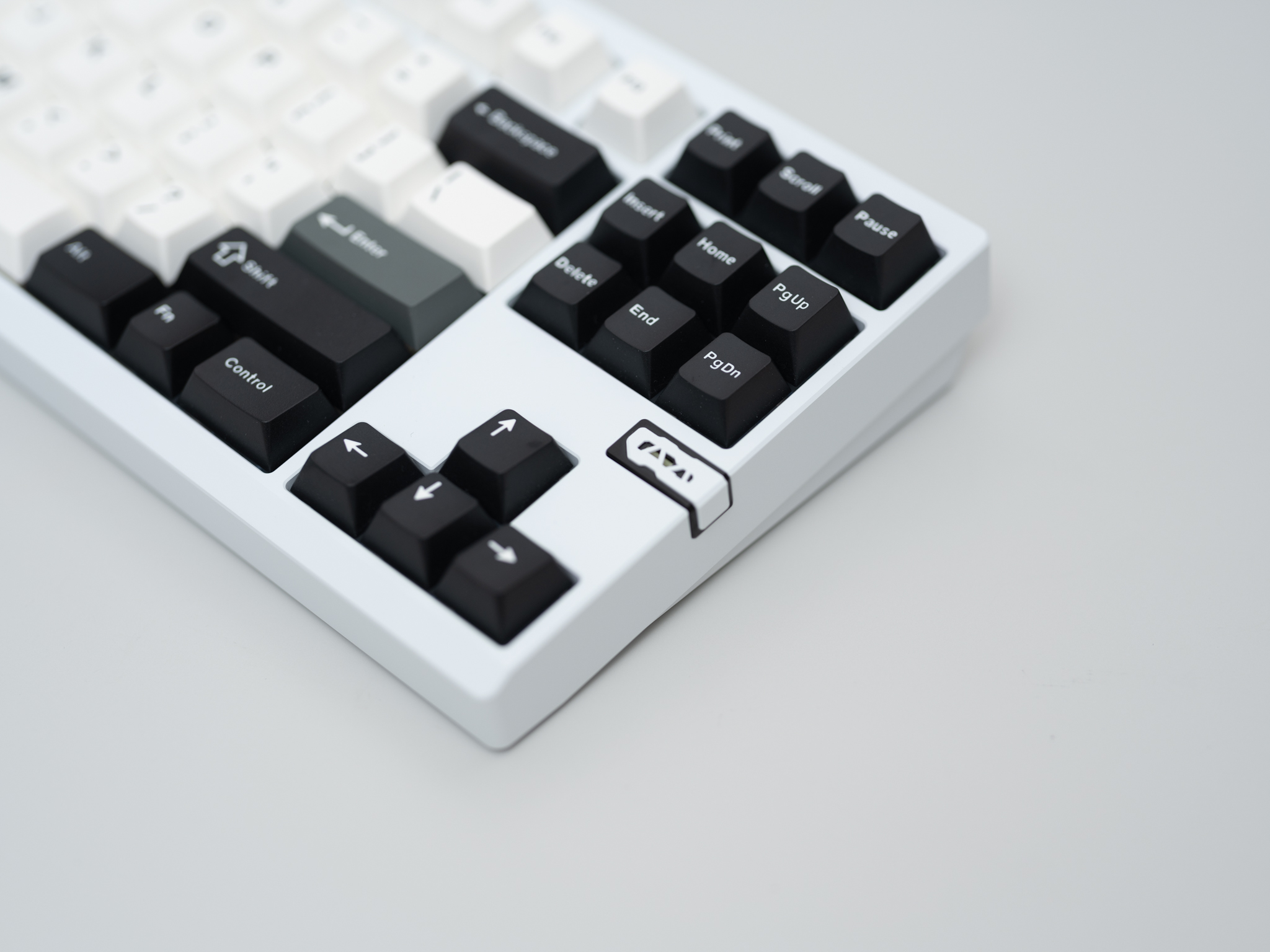 Chilkey ND TKL Keyboardレビュー：デザインと機能性に優れたハイコスパのメカニカルキーボード