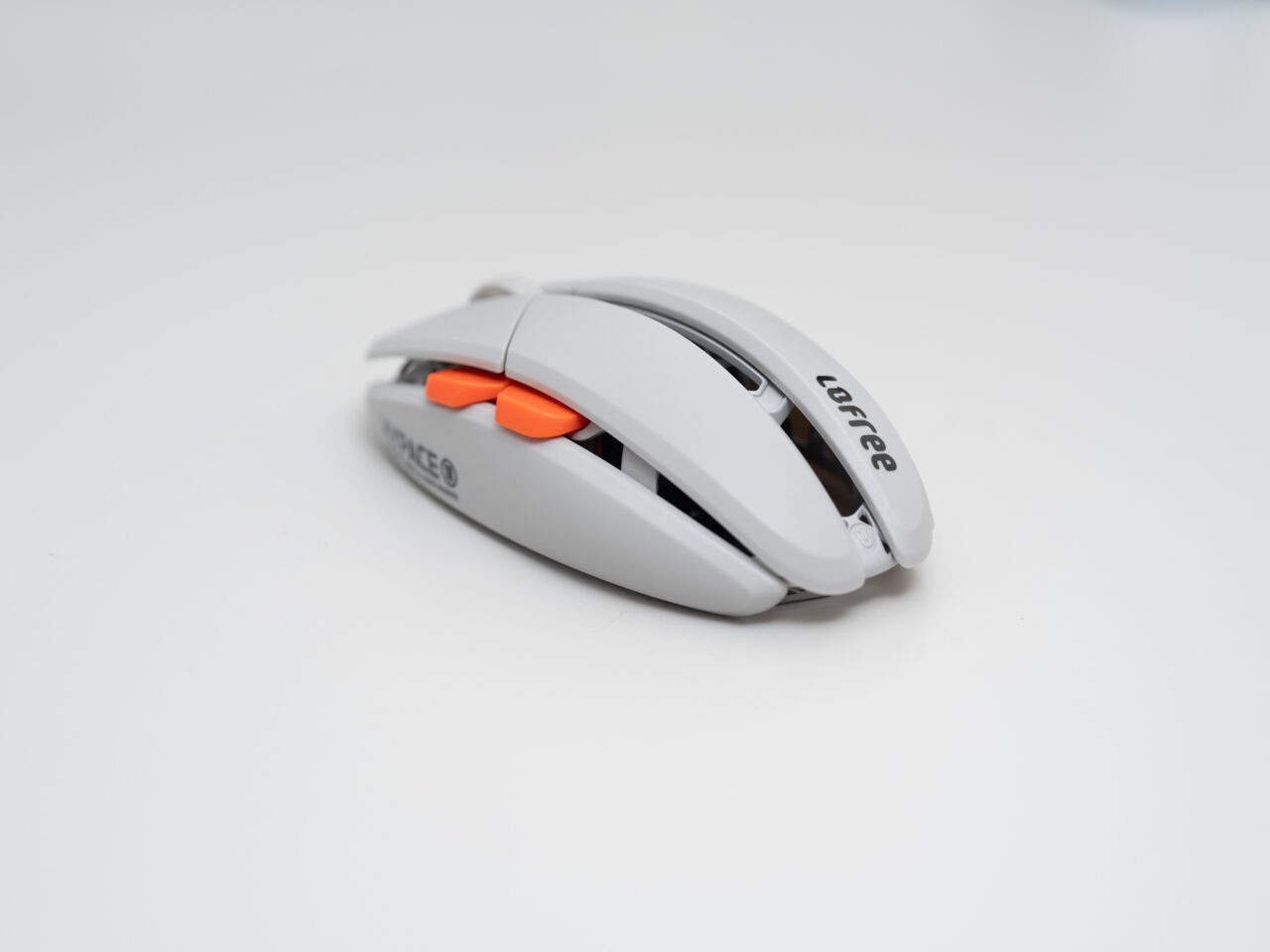 新品未開封 LOFREE HYPACE 隼 ワイヤレスマウス Lofree Hypace 隼 レビュー：類を見ない独創的なデザインを採用した