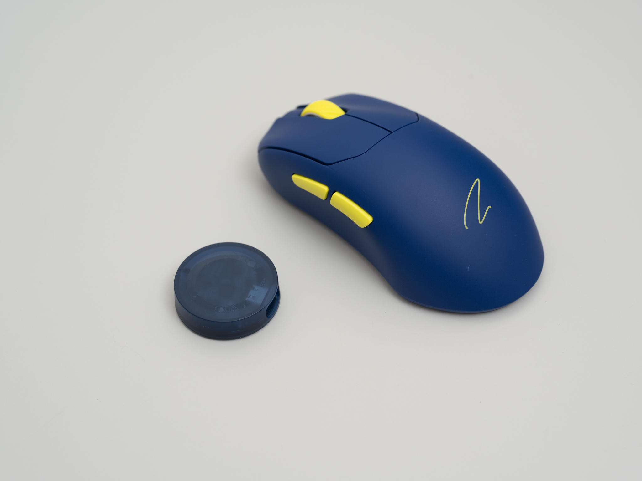 Zaopin ZPW レビュー：8K対応＆50g未満、エルゴ形状に最新センサーを搭載した軽量ワイヤレスマウス