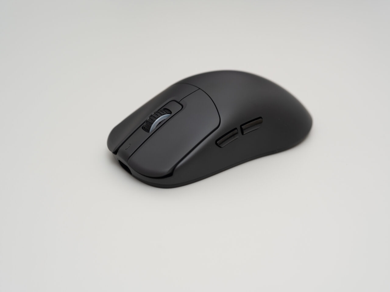 VAXEE XE V2 Wireless レビュー：大幅軽量化＆クリック感改善、初代