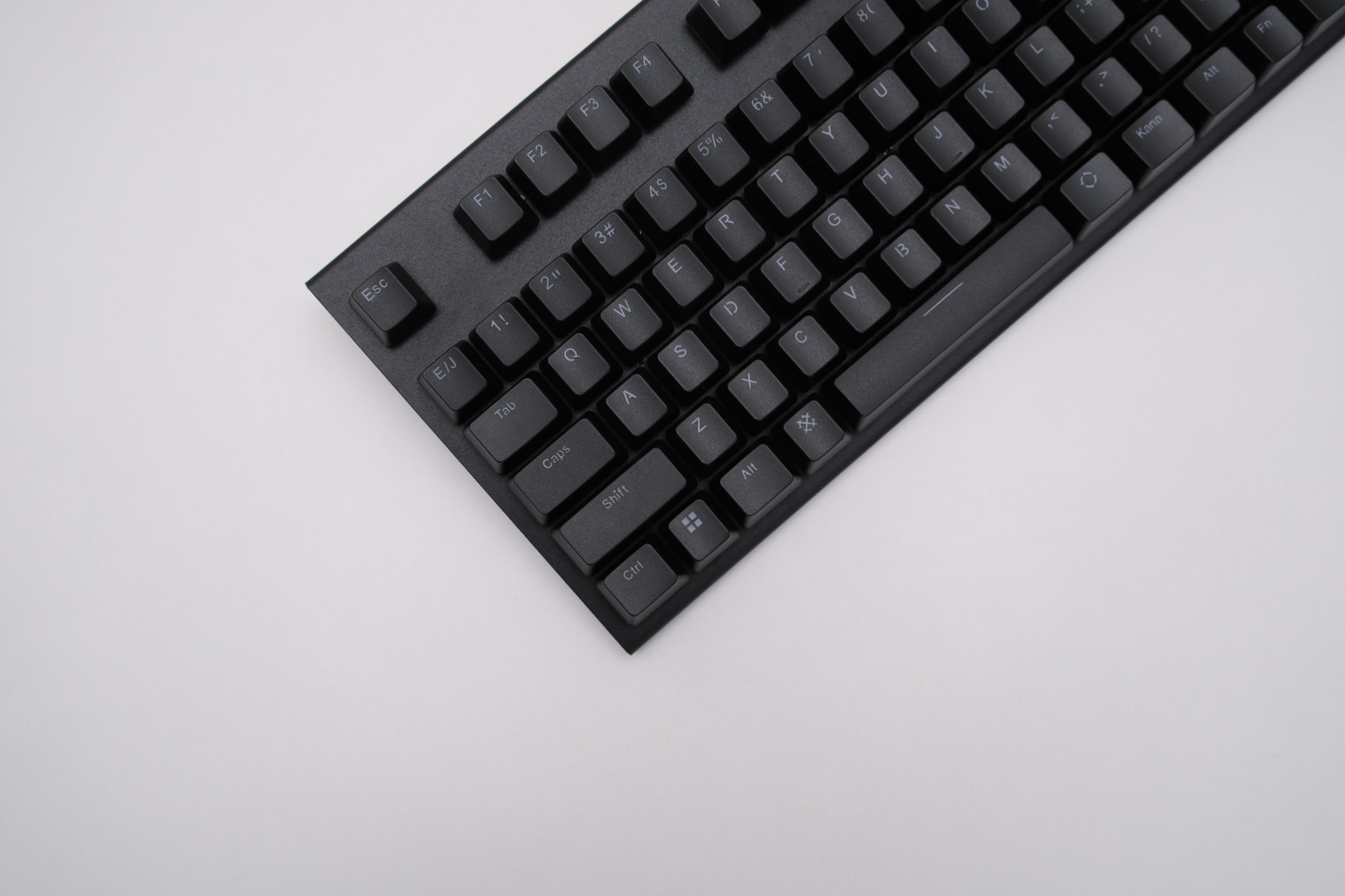 REALFORCE GX1 レビュー：新機能「Dual-APC」を搭載した静電容量無接点方式ゲーミングキーボード