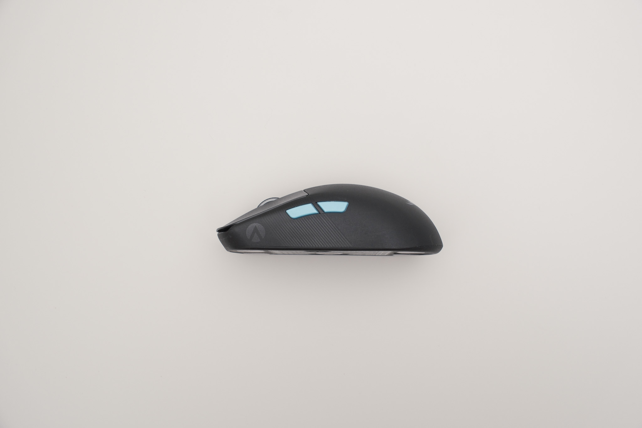 ASUS ROG Harpe Ace Aim Lab Edition レビュー：Aim Labとコラボした軽量＆高性能ゲーミングマウス