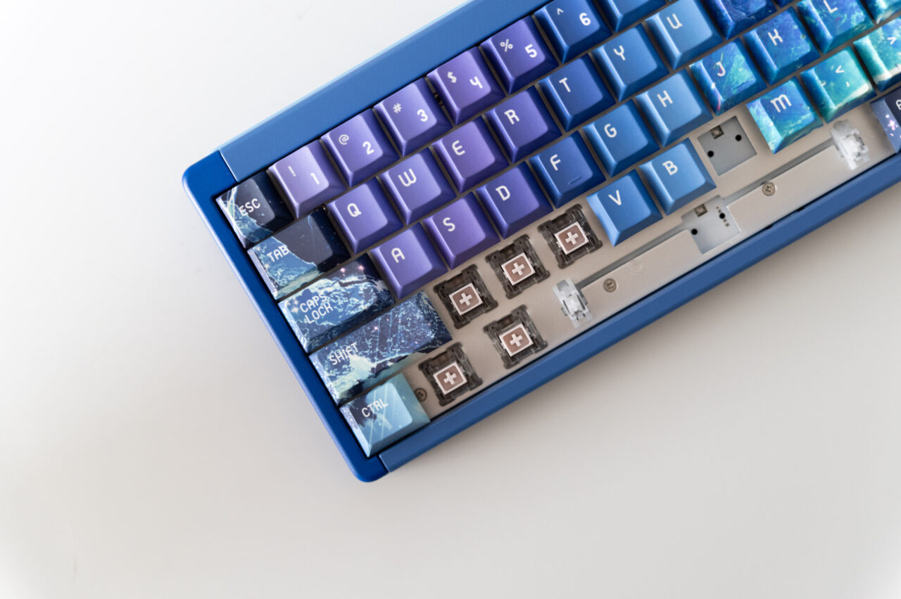 Utyping UT65 レビュー：人気イラストレーター描き下ろし「星鯨