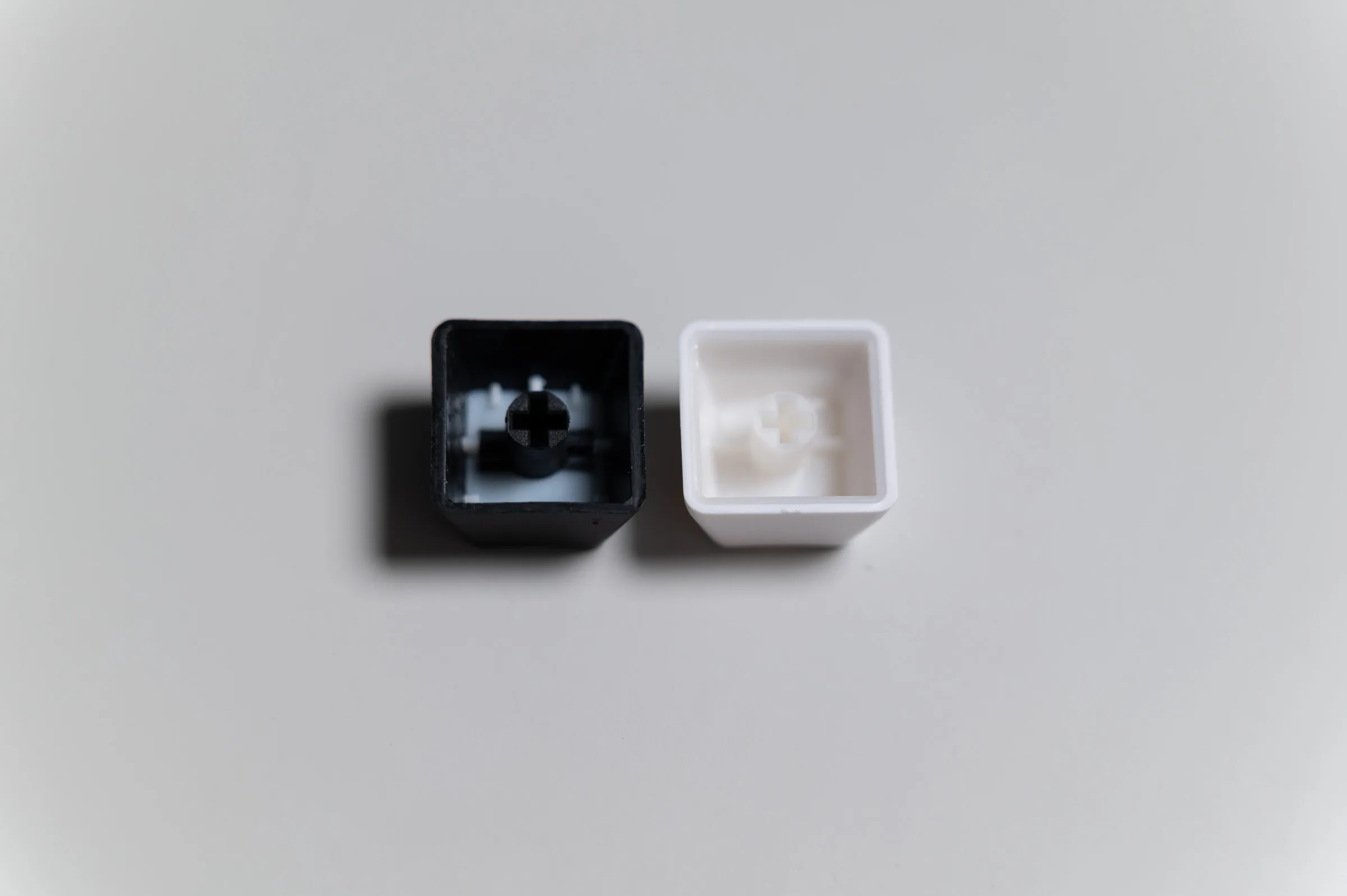 左:GX1 Plus / 右:GX1