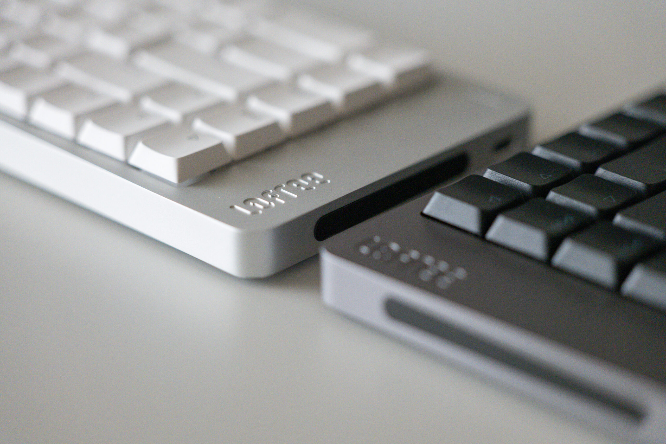 Lofree Flow 2 レビュー：静音リニア含む新スイッチ採用、QMK/VIA＆2.4GHz接続に対応した待望のロープロファイルキーボード