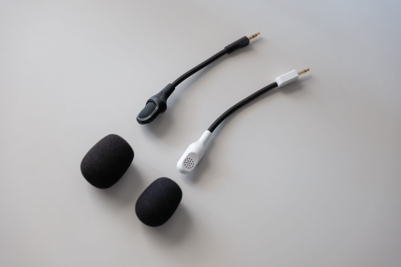 ブラック:BlackShark V3 Pro|ホワイト:BlackShark V2 Pro
