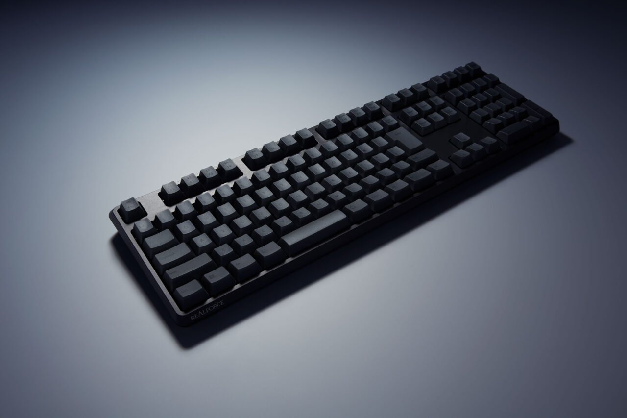 REALFORCE R4 ブラック|出典:REALFORCE