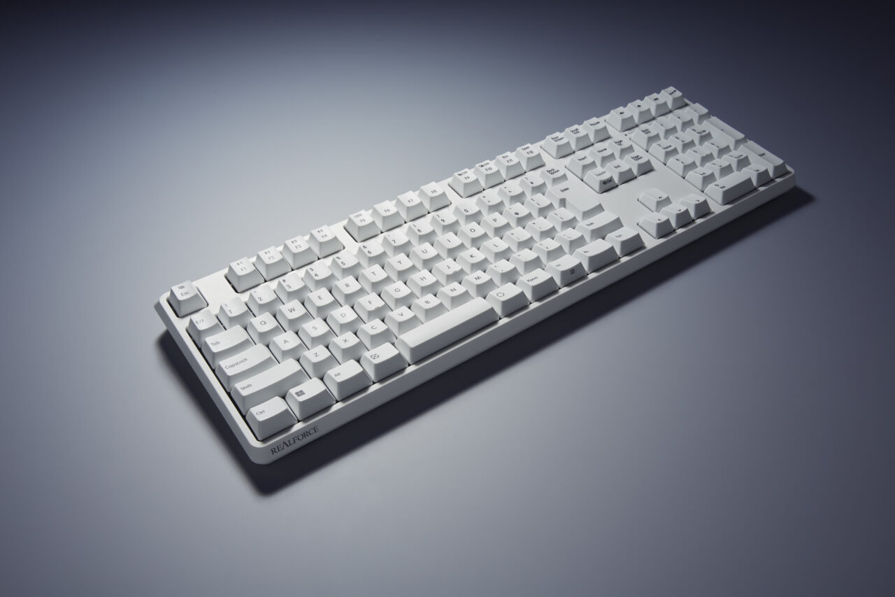 REALFORCE R4 スーパーホワイト|出典:REALFORCE